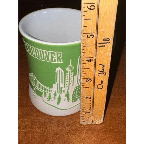 Vancouver Souvenir Green & White Ceramic Mug With City Skyline Design 4" Tall - Picture 6 of 6